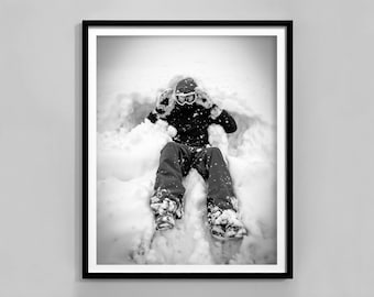Vintage Apres Ski Poster, Black And White, Vintage Ski Photo Print, Ski Lodge Decor, Ski Printable Wall Art, Digital Download, Apres Ski Art