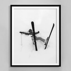 Vintage Apres Ski Print, Black And White, Skiing Poster, Vintage Ski Photo Print, Ski Printable Wall Art, Ski Lodge Decor, Digital Download