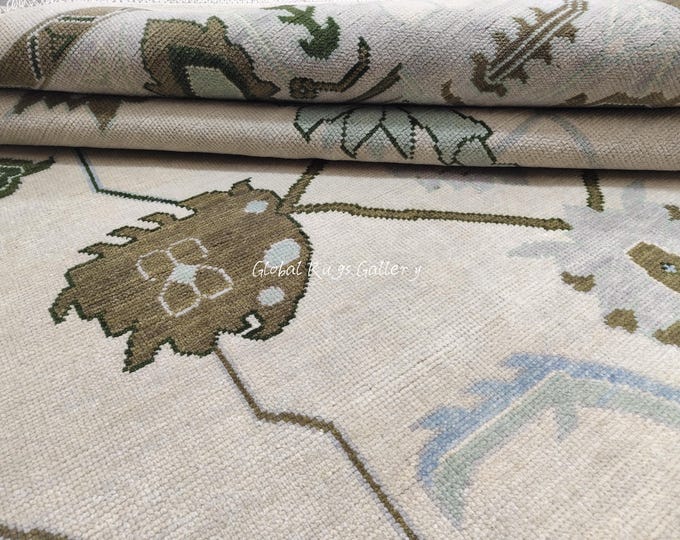 Hand Knotted Oushak Wool Rug 8x10 | Ivory, Green, Vintage Turkish Style