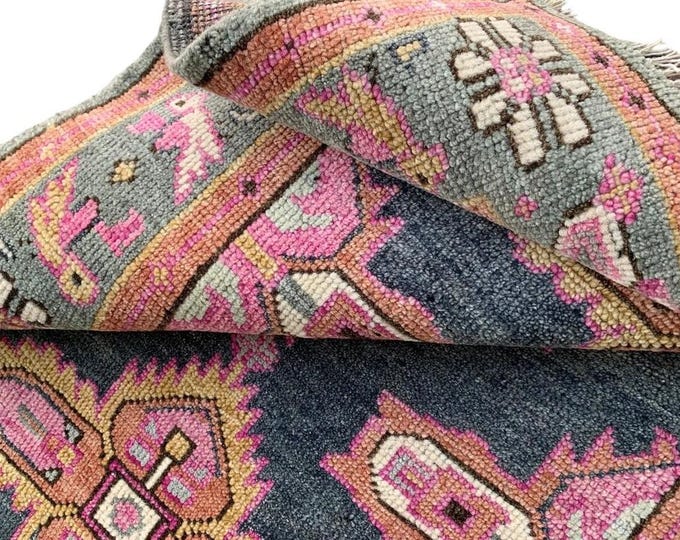 Vintage Style Oushak Rug – Hand-Knotted Wool Floral Area Rug