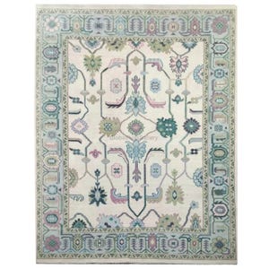 Hand-Knotted Wool Oushak Rug: Beige Floral Design, 4x6 to 10x14