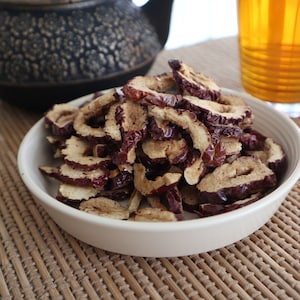 MODO FARMS Organic Jujube Chips from California - Dried - Perfect for Snacking with Tea! (100 g per bag)