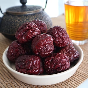 MODO FARMS Organic Jujubes from California - Dried - Perfect for Snacking or Making Tea (1lb)