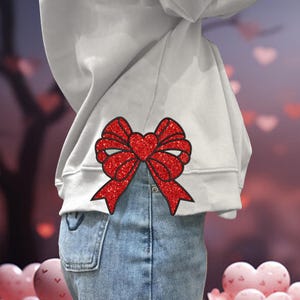 Kokette Bogen Herz Applikation Sweatshirt Stickmuster, Herz Liebe sticken 6 Größen Sofort-Download, Liebe XOXO Cupid Stickmuster