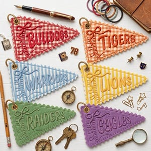 Personalized Pennant Bag Tag, Embroidered Name Flag Charm, Custom School Mascot Keychain, Back To School Bag Tag Accessory Gift, School Gift