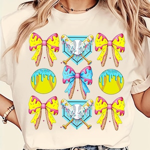 Arco de sóftbol Coquette con goteo (Png), Helado de mamá de sóftbol (Png), Sublimación de mamá de sóftbol, Camiseta de mamá de béisbol, Día del juego (Png), Archivo digital