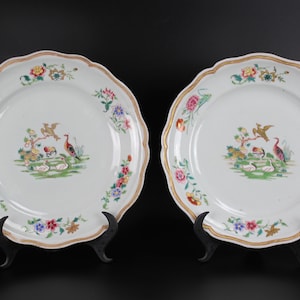 Chinese porcelain Qianlong Fencai Famille Rose antique 18th century Compagnie des Indes China trade export plates Qing dynasty dishes