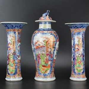 Chinese porcelain Qianlong mandarin garniture vase 3x 18th century Qing dynasty Chinese export vases ca. 1785 Gu vase baluster vase