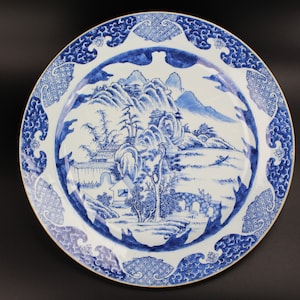 Chinese porcelain Yongzheng / Qianlong large plate 37.8 cm | Blue and white Qing dynasty antique 18th century Master of the Rocks dish