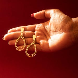 Gold Teardrop Dangle Earrings
