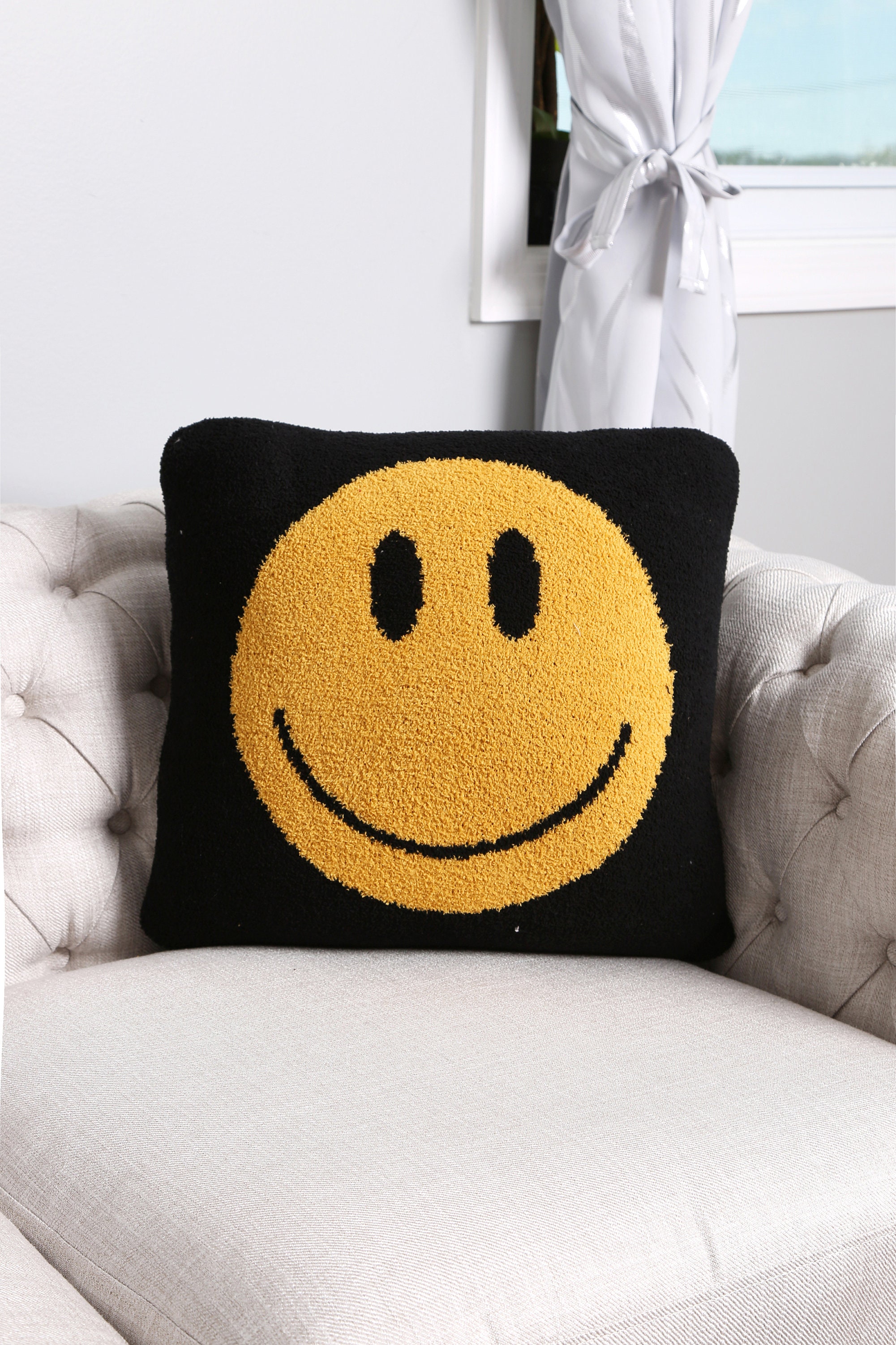 Apricusnew Happy Face Print Cushion Cover Luxury Soft Couch Pillow