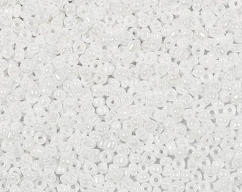 12/0 White Pearl glass seed bead, 15 gram bag