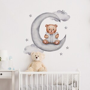 Oso de dibujos animados leyendo en la luna pegatinas de pared autoadhesivas, pegatinas de decoración de pared de habitación de los niños autoadhesivas