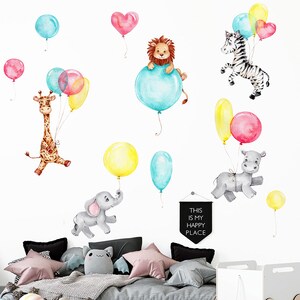 New cartoon hot air balloon, animal kindergarten, wall decoration, children's room wall stickers, translucent stickers