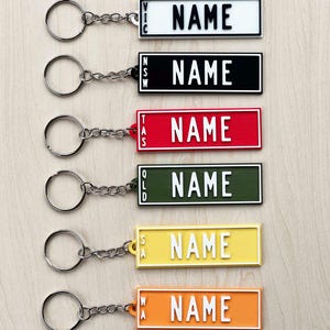 Porte-clés personnalisé avec plaque d'immatriculation | Badges nominatifs | Étiquette de sac pour enfants | Enfants École Éducation Cadeau Anniversaire Valentin Noël Voyage