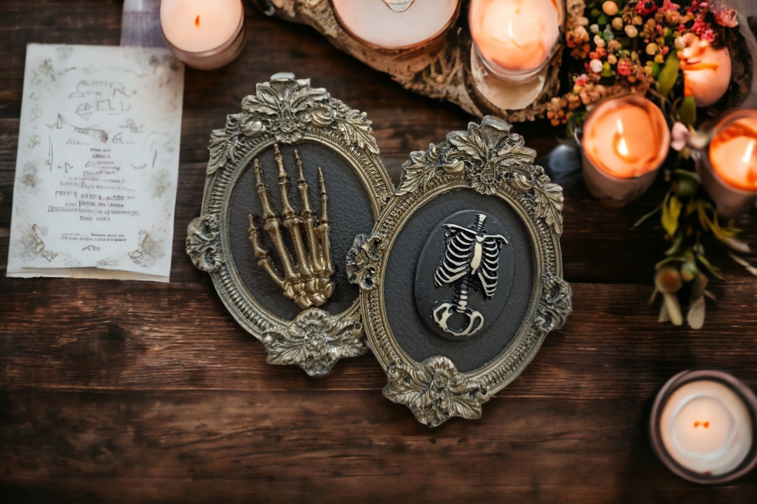 Set of Gothic Halloween Decoration Taxidermy Stuffed Snake Etsy