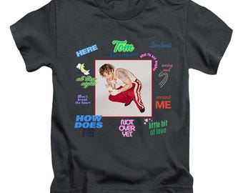 Graphic Design Illustrations Sabrina Carpenter Adults T
