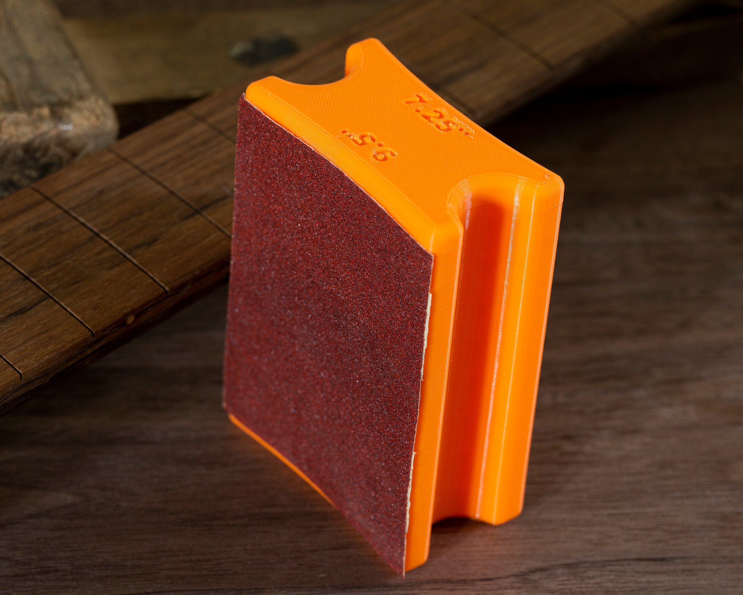 Fretboard Radius Sanding Block for the Accurate Sanding of Radii Into
