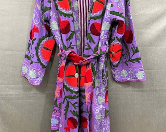 Lila Bestickte Lange Kimono Jacke: Handgemachte Baumwolle Suzani Robe