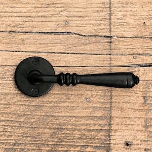 Matte Black Farmhouse Door Handle Set – Ashford Tapered Lever for Modern Country Homes, Key / Euro / WC