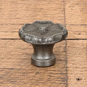Flower Cast Iron Cabinet Knob – The Primrose Cottage Garden Drawer Knob, Vintage Botanical Furniture Hardware