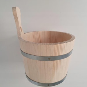 Handmade Wooden Sauna Bucket – Spruce Staves & Stainless Steel Bands – (4L and 7L) – Rustic Bathhouse Accessory, Traditional Cooper Craft