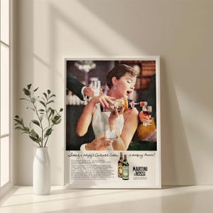 Martini Rossi Poster, Martini Print, Alkohol Poster, Frau trinkt Cocktail, Cocktail Poster, Cocktail Wandposter, Martini Rossi Wandposter