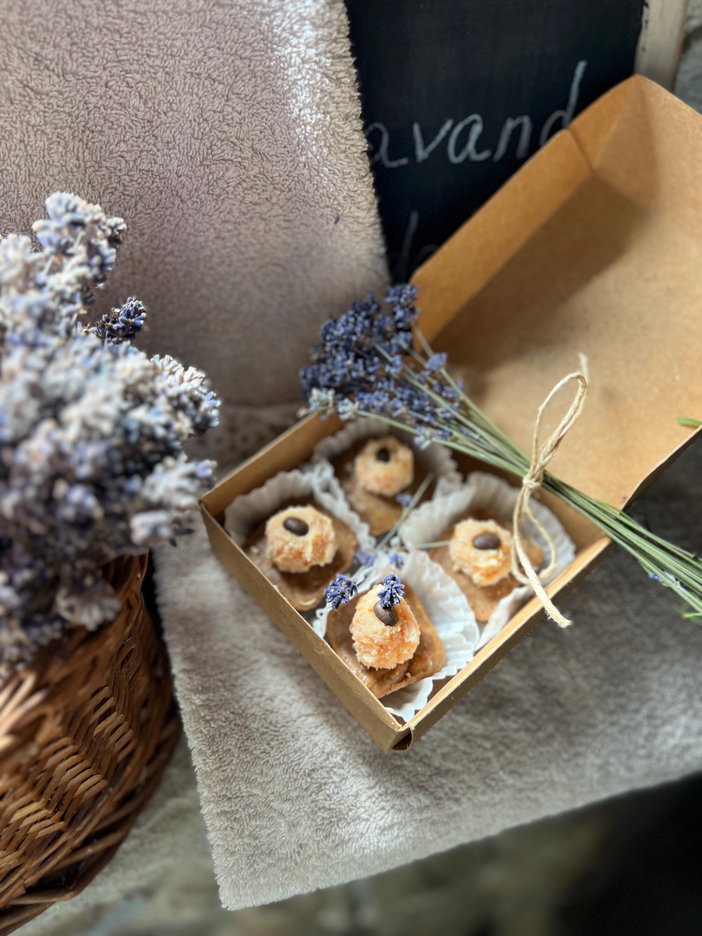 Elegant guest favors, luxury wedding favors, personalized dusty wedding favors, Handmade Soap