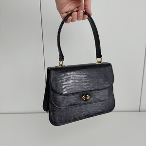 Fifth avenue handbags hotsell