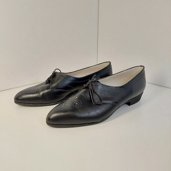 Vintage womens 1960s black oxford shoes, EU 40
