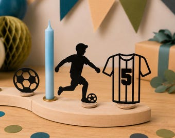Football-themed decorations for birthday wreaths | Wooden football player, football and jersey with personalized number | Boys' themed birthday decorations