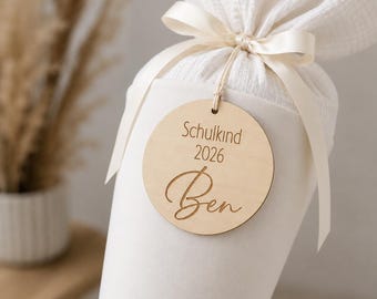 Personalized wooden sign for schoolchild 2026, school cone tag with name, back-to-school gift basket decoration