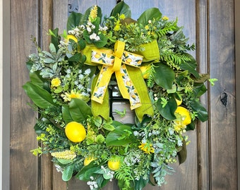 Lemon wreath, Lemon grapevine front door decor, Lemon door hanger, Lemon home decor, Spring front door wreath, Summer decor with lemons