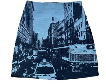 Krankzinnige Desigual New York Vintage 1984 Verkeersscène Zwart-wit Foto Minirok