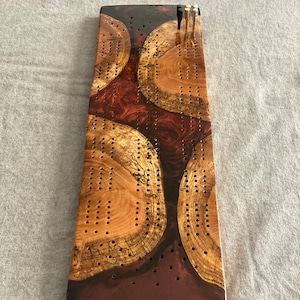 Customizable Epoxy resin cribbage board