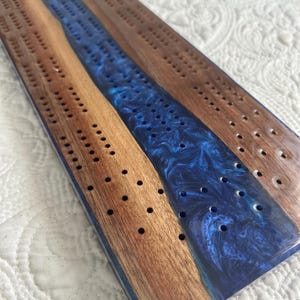 Customizable Epoxy resin walnut river cribbage board