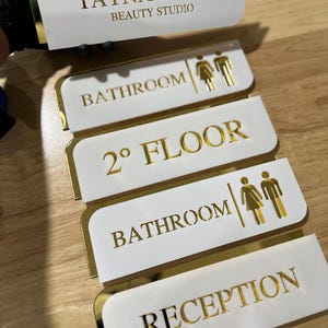 Türschild, 3D-Acryl-Schild, Schönheitssalon-Türschild, Salon-Türschild, Türschild für Behandlungsraum, Wimpernbrauen-Acryl-Türschild, Ästhetik-Schild