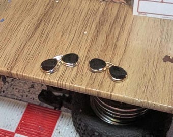 1:10 Scale - Sun Glasses - Scale RC Accessory!