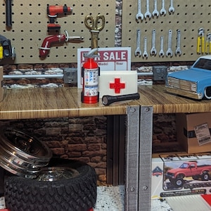 1/10 scale 1st Aid Kit - Scale RC Accessories!