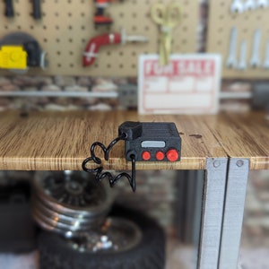 1/10 Scale CB Radio - Scale RC Accessories!