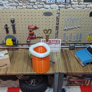 1:10 Scale Camp Bathroom - Scale RC Accessories!