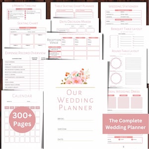 Op de afbeelding: Een roze en witte bruiloftplanner met bloemillustraties. De planner bevat secties voor een 3-maanden tijdlijn, een zitplaatskaart, een datum beslisser, een receptieruimte, een overzicht van de kostenregistratie, een kalender, huwelijksstationery, een banket tafelindeling, een ronde tafelindeling, de ideale trouwjurk en een sectie voor de namen van de bruid en bruidegom en de datum van de bruiloft. De planner heeft meer dan 300 pagina's.