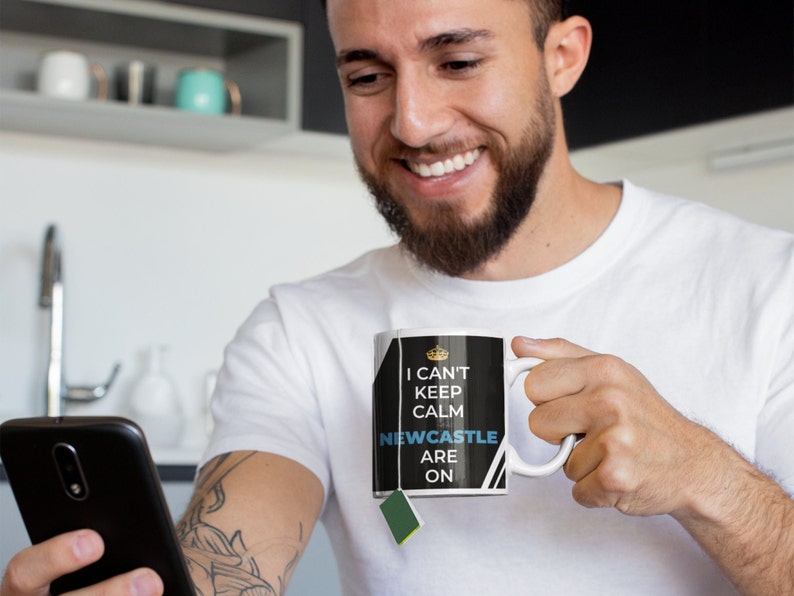 Taza de fanático de Newcastle, taza de café de cerámica de 11 oz, regalo divertido para el día del padre para él o ella, ideas de regalos de cumpleaños para novio o novia imagen 3