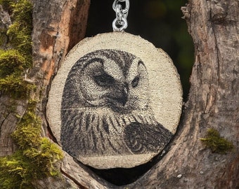The Snowy Owl - Handmade and natural unique laser engraved wooden keychain