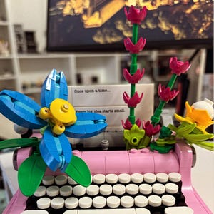 LEGO Floral Typewriter – Pink Botanical Build