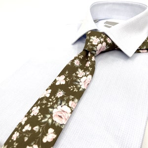 Olive Green Neck Tie, Blush Pink Floral Men Necktie, Floral Necktie, Wedding Tie, Groom Necktie, Mens Necktie