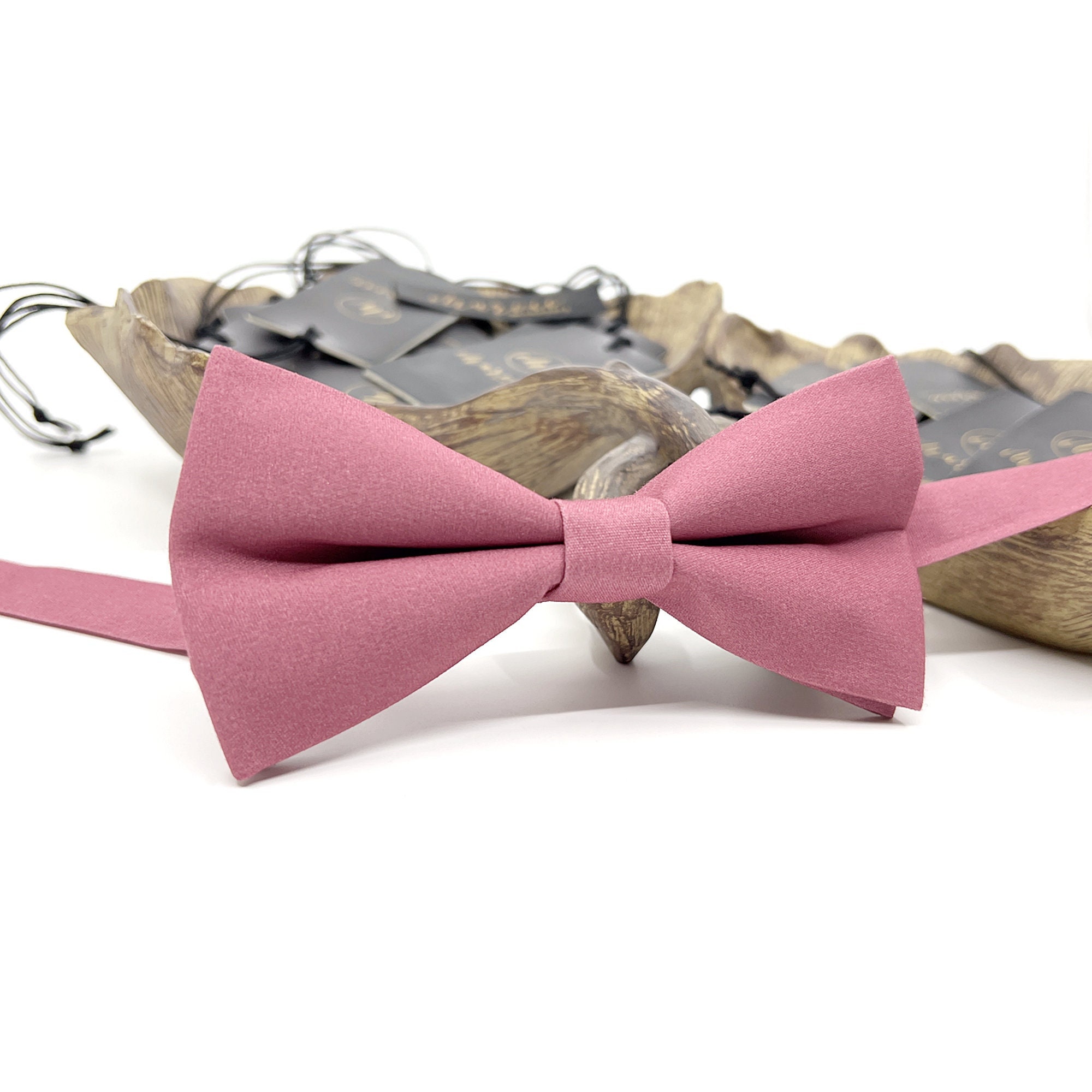 Dusty Pink Rose Bow Tie, Pink Rose Bow tie, Men Bow Tie, Wedding Bow Tie, Groom Bow Tie, Groomsmen Bow Tie