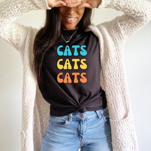 Cute Cat Shirt, Cat Lover Shirt, Cat Shirt, Vintage Cat Shirt, Retro Cat Shirt, Cats TShirt, Cat Mama Shirt, Gift For Cat Mom