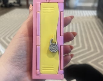 Vtg 1999 Mattel Fashion Polly SHANI School Cool Locker POLLY POCKET Toy