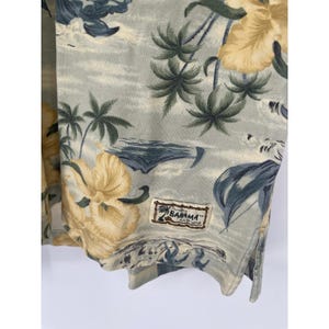 Tommy Bahama Polo Shirt Mens Large.Floral Print Short Sleeve image 3